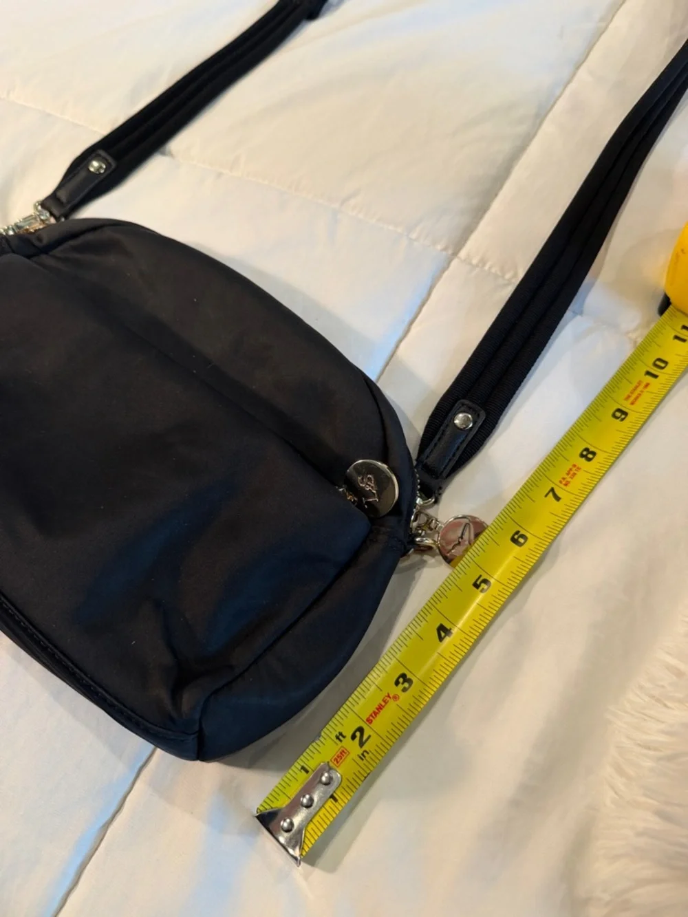 Black Crossbody Bag for Women - Classic Everyday Carry